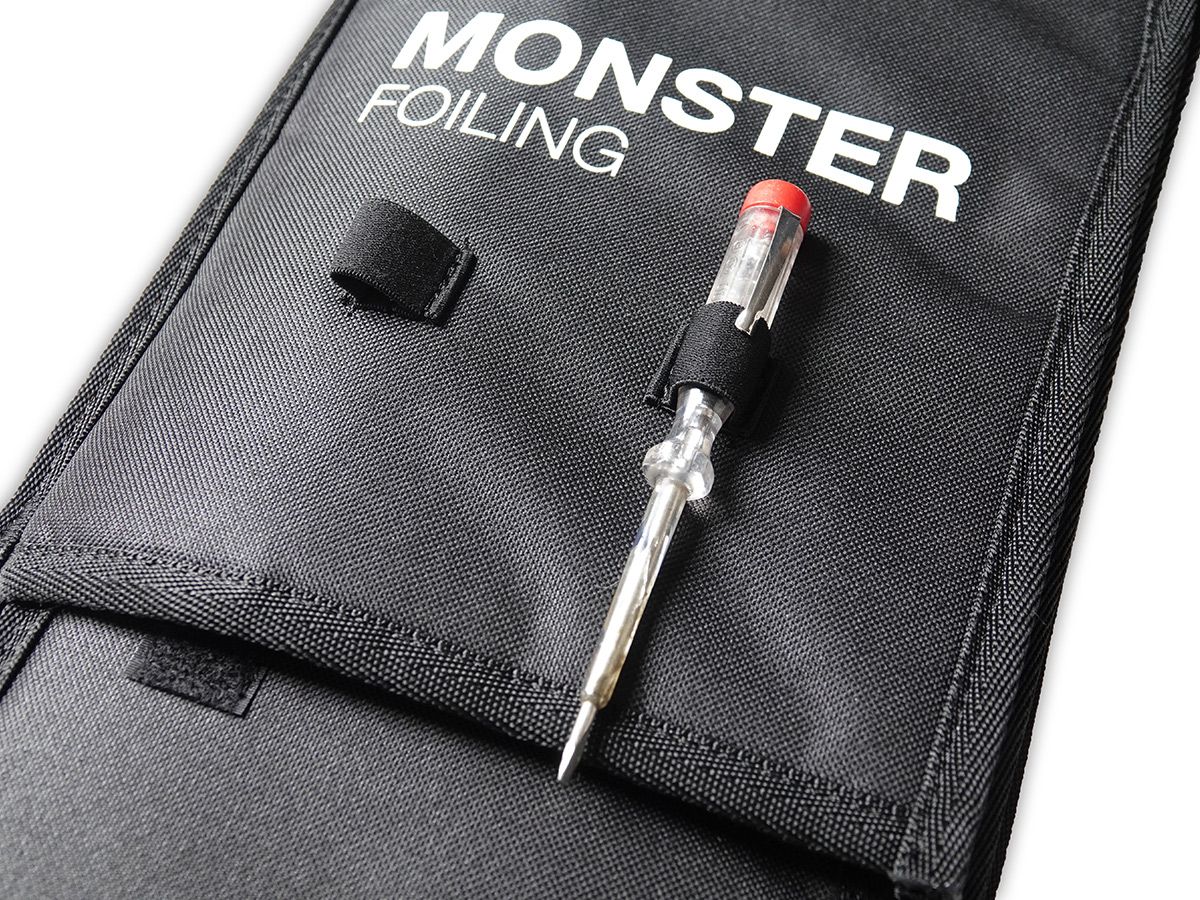 Adjustable mast cover